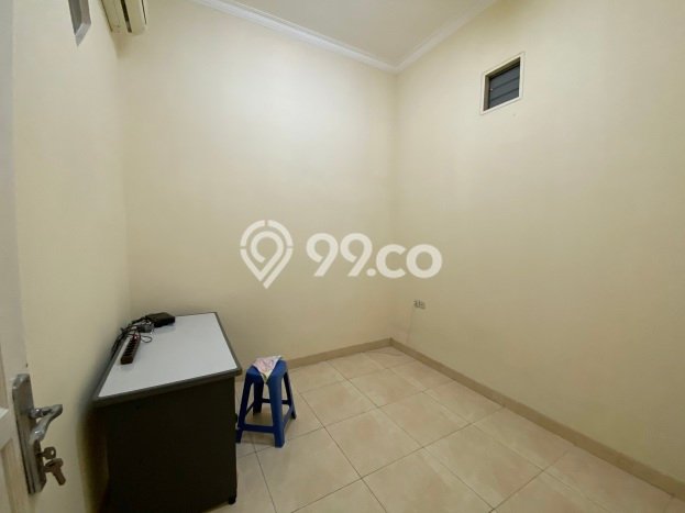 Disewakan! Rumah 4 Kamar Tidur &
3 Kamar Mandi di Muara Karang, Jakarta Utara Disewakan! Rumah 4 Kamar Tidur &
3 Kamar Mandi di Muara Karang, Jakarta Utara