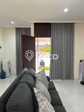 Rumah Minimalis 3 KT di Suvarna Sutera Tangerang Full Furnished Rumah Minimalis 3 KT di Suvarna Sutera Tangerang Full Furnished