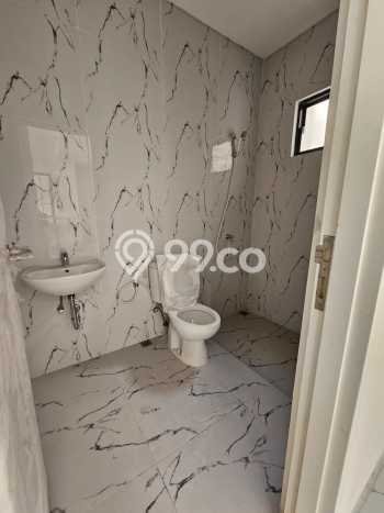 Sewa Rumah Harga Terjangkau di Suvarna Sutera Tangerang Punya 4 KT Sewa Rumah Harga Terjangkau di Suvarna Sutera Tangerang Punya 4 KT