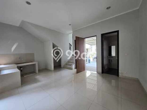 Disewakan! Rumah 3 Kamar Tidur &
3 Kamar Mandi di Suvarna Sutera, Tangerang Disewakan! Rumah 3 Kamar Tidur &
3 Kamar Mandi di Suvarna Sutera, Tangerang