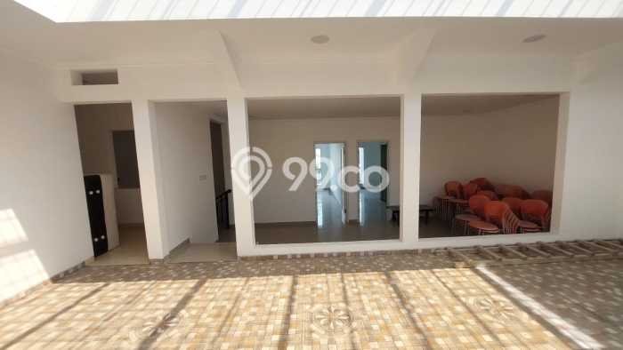 Dijual Rumah Mewah Exclusive di Sindang Jaya, Tangerang Dijual Rumah Mewah Exclusive di Sindang Jaya, Tangerang