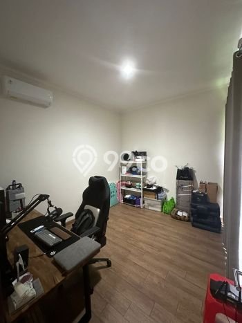 Rumah Mewah Siap Huni LT 160m2 di Cikupa, Tangerang Rumah Mewah Siap Huni LT 160m2 di Cikupa, Tangerang