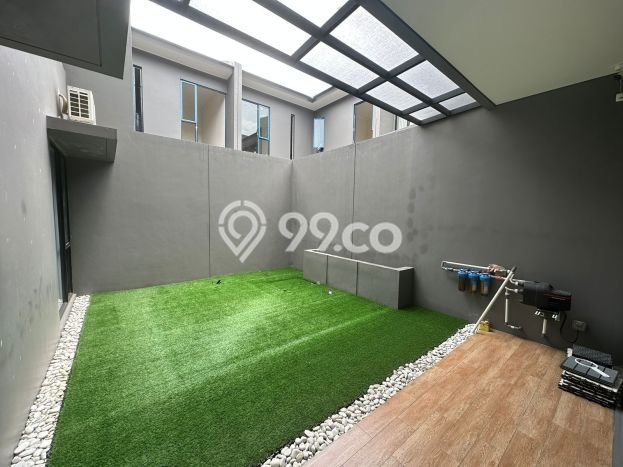 Rumah Mewah Siap Huni LT 160m2 di Cikupa, Tangerang Rumah Mewah Siap Huni LT 160m2 di Cikupa, Tangerang