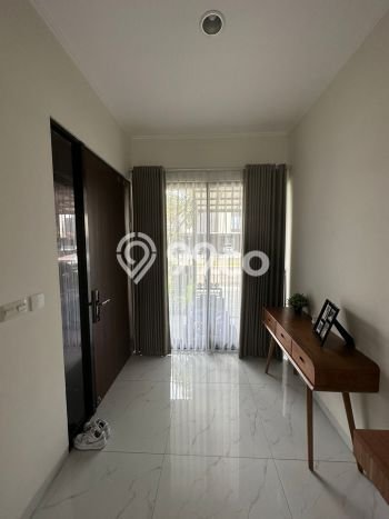 Rumah Mewah Siap Huni LT 160m2 di Cikupa, Tangerang Rumah Mewah Siap Huni LT 160m2 di Cikupa, Tangerang