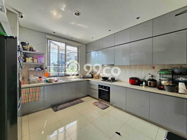 Rumah Elit Modern Siap Huni di BSD Tangerang Rumah Elit Modern Siap Huni di BSD Tangerang