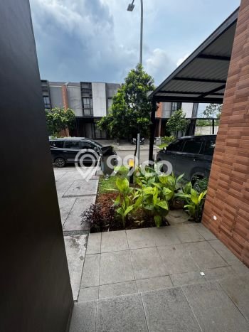 Rumah sewa siap huni 3 Kamar Tidur di Suvarna Sutera, Tangerang Rumah sewa siap huni 3 Kamar Tidur di Suvarna Sutera, Tangerang