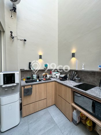 Rumah Modern 4 KT LT 100m2 di Suvarna Sutera Rumah Modern 4 KT LT 100m2 di Suvarna Sutera