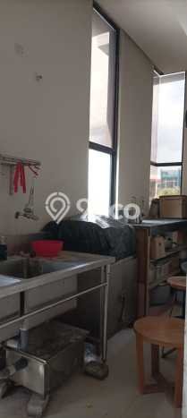 Disewakan Ruko di Kawasan Ramai Suvarna Sutera Luas 129m2 Disewakan Ruko di Kawasan Ramai Suvarna Sutera Luas 129m2