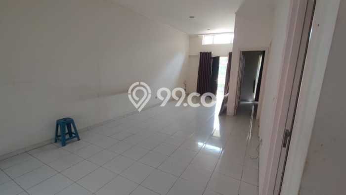Hunian Nyaman Asri 2 KT Siap Pakai di Suvarna Sutera Tangerang Hunian Nyaman Asri 2 KT Siap Pakai di Suvarna Sutera Tangerang