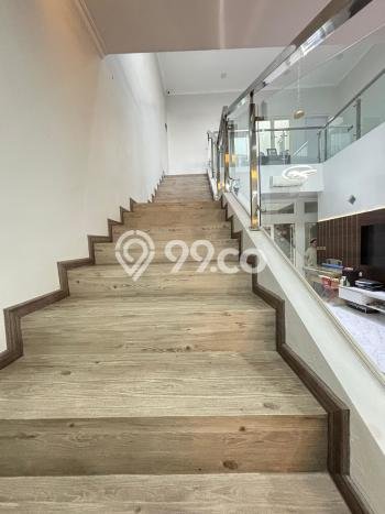 Rumah Luas Asri 2 KT Siap Huni di Suvarna Sutera Tangerang Rumah Luas Asri 2 KT Siap Huni di Suvarna Sutera Tangerang