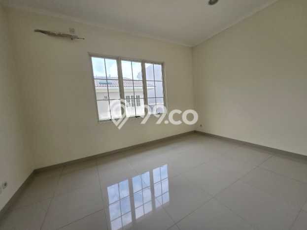 Rumah Minimalis 3 KT LT 180m2 di Suvarna Sutera Rumah Minimalis 3 KT LT 180m2 di Suvarna Sutera