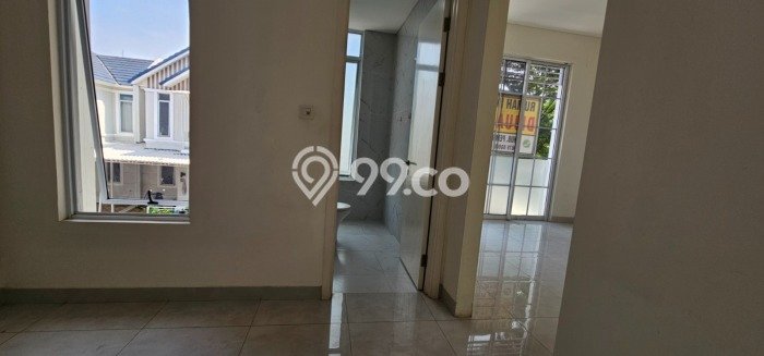 Rumah Modern 3 KT LT 125m2 di Suvarna Sutera Rumah Modern 3 KT LT 125m2 di Suvarna Sutera
