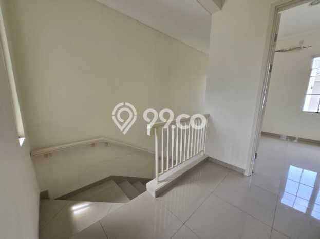Rumah Minimalis 3 KT LT 180m2 di Suvarna Sutera Rumah Minimalis 3 KT LT 180m2 di Suvarna Sutera