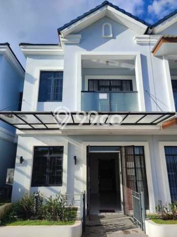 Rumah Luas Asri 3 KT Siap Pakai di Suvarna Sutera Tangerang Rumah Luas Asri 3 KT Siap Pakai di Suvarna Sutera Tangerang