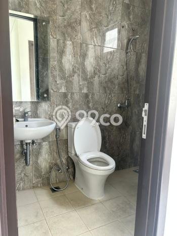Disewakan! Rumah 3 Kamar Tidur &
2 Kamar Mandi di Suvarna Sutera, Tangerang Disewakan! Rumah 3 Kamar Tidur &
2 Kamar Mandi di Suvarna Sutera, Tangerang