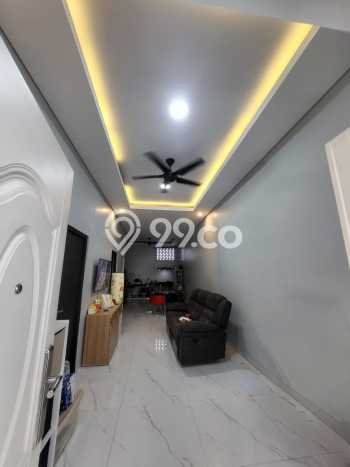 Rumah Modern 2 KT di Suvarna Sutera Tangerang Semi Furnished Rumah Modern 2 KT di Suvarna Sutera Tangerang Semi Furnished