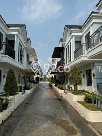 Rumah Modern 5 KT di Suvarna Sutera Tangerang Rumah Modern 5 KT di Suvarna Sutera Tangerang