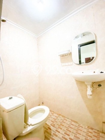 Kost Dijual Lokasi Wonocolo, Surabaya, Spesifikasi 89 Kamar Tidur dan Luas 2730m2 Kost Dijual Lokasi Wonocolo, Surabaya, Spesifikasi 89 Kamar Tidur dan Luas 2730m2