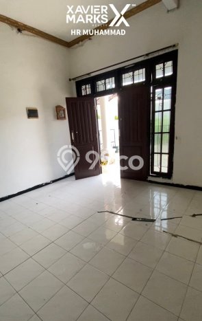 Hunian Cantik Modern Lb 200m2 di Mulyorejo, Surabaya Hunian Cantik Modern Lb 200m2 di Mulyorejo, Surabaya