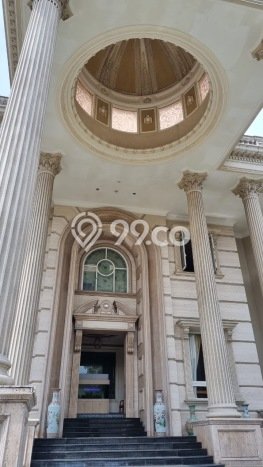 Dijual Rumah Premium dengan Fasilitas Sekitar Komplit di Dukuh Pakis, Surabaya Dijual Rumah Premium dengan Fasilitas Sekitar Komplit di Dukuh Pakis, Surabaya