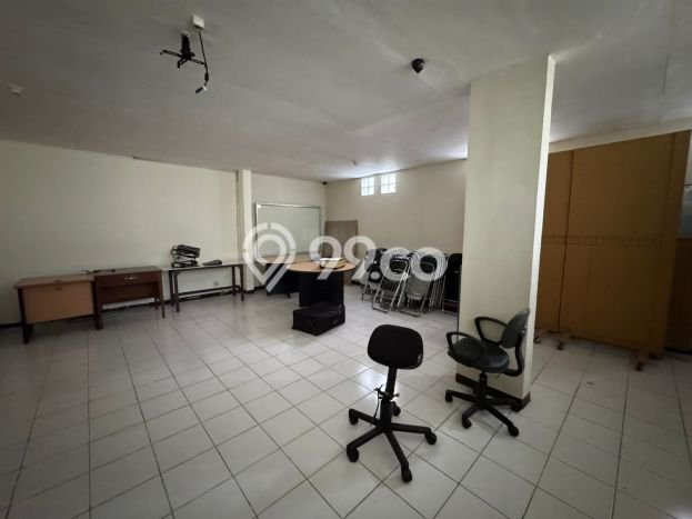 Area Ramai! Komersial Dijual di Wonokromo untuk Bisnis Luas Bangunan 420m2 Area Ramai! Komersial Dijual di Wonokromo untuk Bisnis Luas Bangunan 420m2