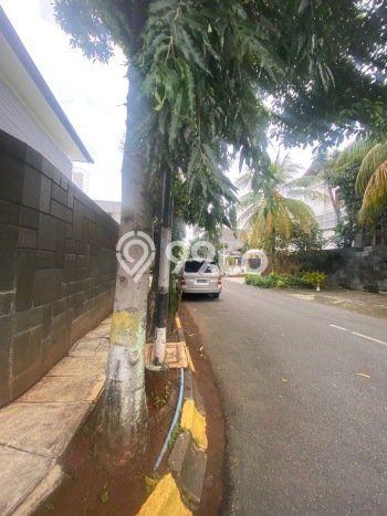Hunian Mewah Dijual LT 252m2 di Kebayoran Lama, Jakarta Selatan Hunian Mewah Dijual LT 252m2 di Kebayoran Lama, Jakarta Selatan