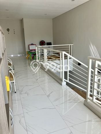 For Sale Rumah Mewah Exclusive di Sukolilo, Surabaya For Sale Rumah Mewah Exclusive di Sukolilo, Surabaya
