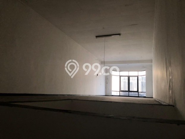 Unit Ruko Dijual di Surabaya LT 67m2 & LB 270m2 Unit Ruko Dijual di Surabaya LT 67m2 & LB 270m2