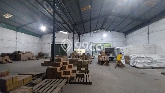 Untuk Dijual Gudang di Kebomas Gresik LT 1100m2 / LB 924m2 Untuk Dijual Gudang di Kebomas Gresik LT 1100m2 / LB 924m2