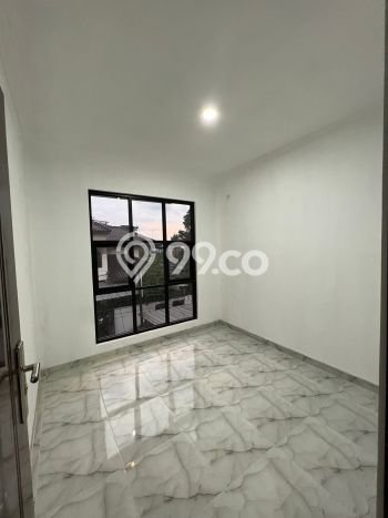 Rumah Eksklusif lokasi BSD Nusaloka, Tangerang, Luas 135m² Bangunan 200m² Rumah Eksklusif lokasi BSD Nusaloka, Tangerang, Luas 135m² Bangunan 200m²