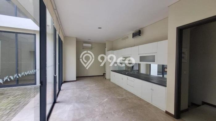 DIJUAL CEPAT! Rumah Minimalis di BSD, Tangerang, LT 180m² LB 242m² NEGO! DIJUAL CEPAT! Rumah Minimalis di BSD, Tangerang, LT 180m² LB 242m² NEGO!