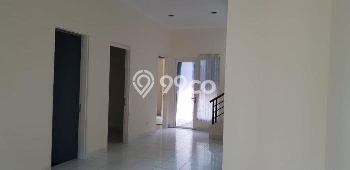 Rumah Lokasi Strategis di Gading Serpong, Tangerang, Luas 126m² LB 121m² Rumah Lokasi Strategis di Gading Serpong, Tangerang, Luas 126m² LB 121m²