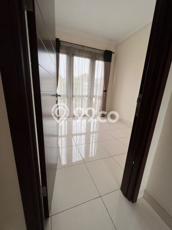 Rumah Minimalis LT 128m² Siap Huni di Kompleks Cluster BSD Avani, Tangerang Rumah Minimalis LT 128m² Siap Huni di Kompleks Cluster BSD Avani, Tangerang