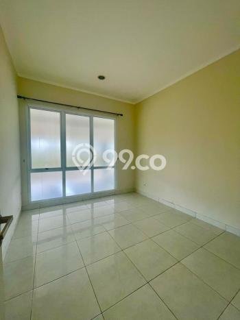 SIAP HUNI! Rumah Strategis area BSD De Park, Luas 210m² Bangunan 180m² SIAP HUNI! Rumah Strategis area BSD De Park, Luas 210m² Bangunan 180m²