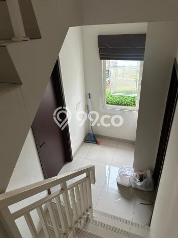 SPECIAL PRICE! Rumah Asri lokasi BSD Eminent, Luas 35m² Bangunan 103m² SPECIAL PRICE! Rumah Asri lokasi BSD Eminent, Luas 35m² Bangunan 103m²