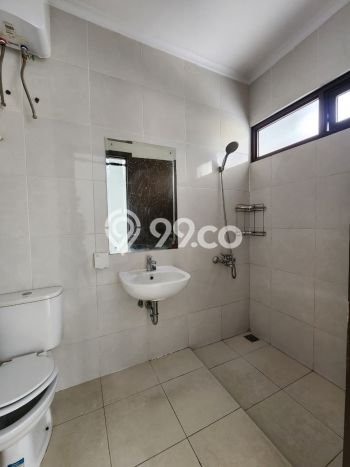 Dijual Hunian Rumah Nyaman 3 Kamar di BSD Nusaloka, Tangerang Dijual Hunian Rumah Nyaman 3 Kamar di BSD Nusaloka, Tangerang