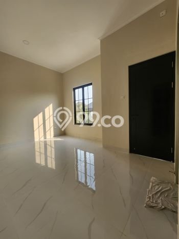 Rumah Luas Asri 3 KT Siap Pakai di BSD Nusaloka Tangerang Rumah Luas Asri 3 KT Siap Pakai di BSD Nusaloka Tangerang