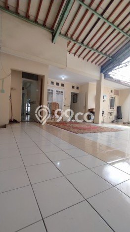 Rumah Modern 5 KT LT 200m2 di BSD Nusaloka Rumah Modern 5 KT LT 200m2 di BSD Nusaloka