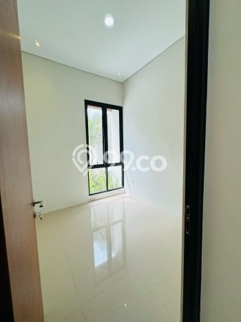 Rumah Modern Cantik 4 Kamar Bisa Langsung Pindah di Ngaglik Rumah Modern Cantik 4 Kamar Bisa Langsung Pindah di Ngaglik