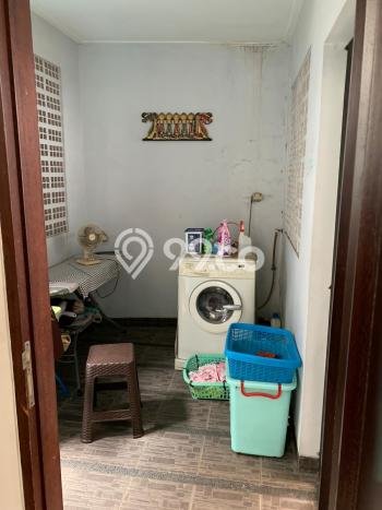Rumah Mewah LB 200m2 Siap Pakai Desain Elegan di Bintaro, Jakarta Selatan Rumah Mewah LB 200m2 Siap Pakai Desain Elegan di Bintaro, Jakarta Selatan
