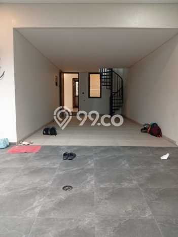 Rumah Luxury Modern Siap Huni di Radio Dalam Jakarta Selatan Rumah Luxury Modern Siap Huni di Radio Dalam Jakarta Selatan