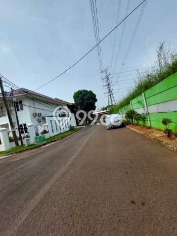 Rumah Menguntungkan di Pusat Kota Gading Serpong, Tangerang - 3 Kamar Tidur Rumah Menguntungkan di Pusat Kota Gading Serpong, Tangerang - 3 Kamar Tidur