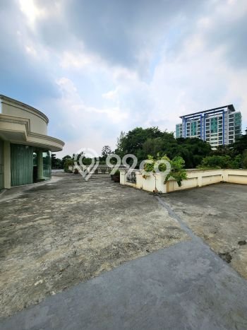Hunian Elit LB 2700m2 Siap Pakai Desain Elegan di Pondok Indah, Jakarta Selatan Hunian Elit LB 2700m2 Siap Pakai Desain Elegan di Pondok Indah, Jakarta Selatan