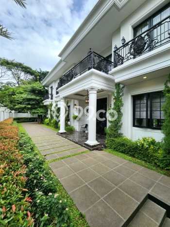 Jual Rumah Mewah Megah Dengan View Eksklusif di Pondok Indah, Jakarta Selatan Jual Rumah Mewah Megah Dengan View Eksklusif di Pondok Indah, Jakarta Selatan