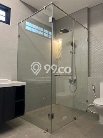 Rumah area Pangkalan Jati, Depok, Luas 105m² Bangunan 96m² - INVESTASI TERBAIK! Rumah area Pangkalan Jati, Depok, Luas 105m² Bangunan 96m² - INVESTASI TERBAIK!