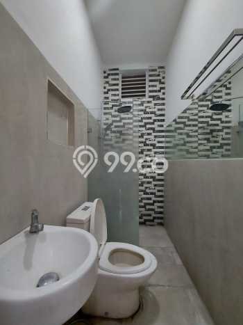 Jual Rumah Luas Elegan Dengan View Cantik di Bintaro, Jakarta Selatan Jual Rumah Luas Elegan Dengan View Cantik di Bintaro, Jakarta Selatan