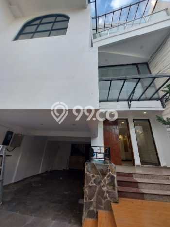 Jual Rumah Luas Elegan Dengan View Cantik di Bintaro, Jakarta Selatan Jual Rumah Luas Elegan Dengan View Cantik di Bintaro, Jakarta Selatan