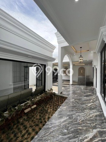Ready to Use! Premium House LT 406m2 Desain Elegan di Pondok Indah Ready to Use! Premium House LT 406m2 Desain Elegan di Pondok Indah