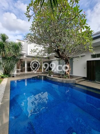 For Sale! Premium House LT 1600m2 Desain Modern di Kemang For Sale! Premium House LT 1600m2 Desain Modern di Kemang