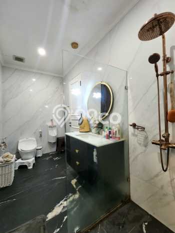 Jual Rumah Mewah Megah Dengan View Eksklusif di Pondok Indah, Jakarta Selatan Jual Rumah Mewah Megah Dengan View Eksklusif di Pondok Indah, Jakarta Selatan